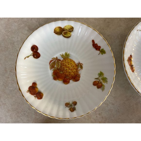 Royal Windsor Fine Bone China Fruit Series Saucer Plates Lot Of 6 - Picture 2 of 8